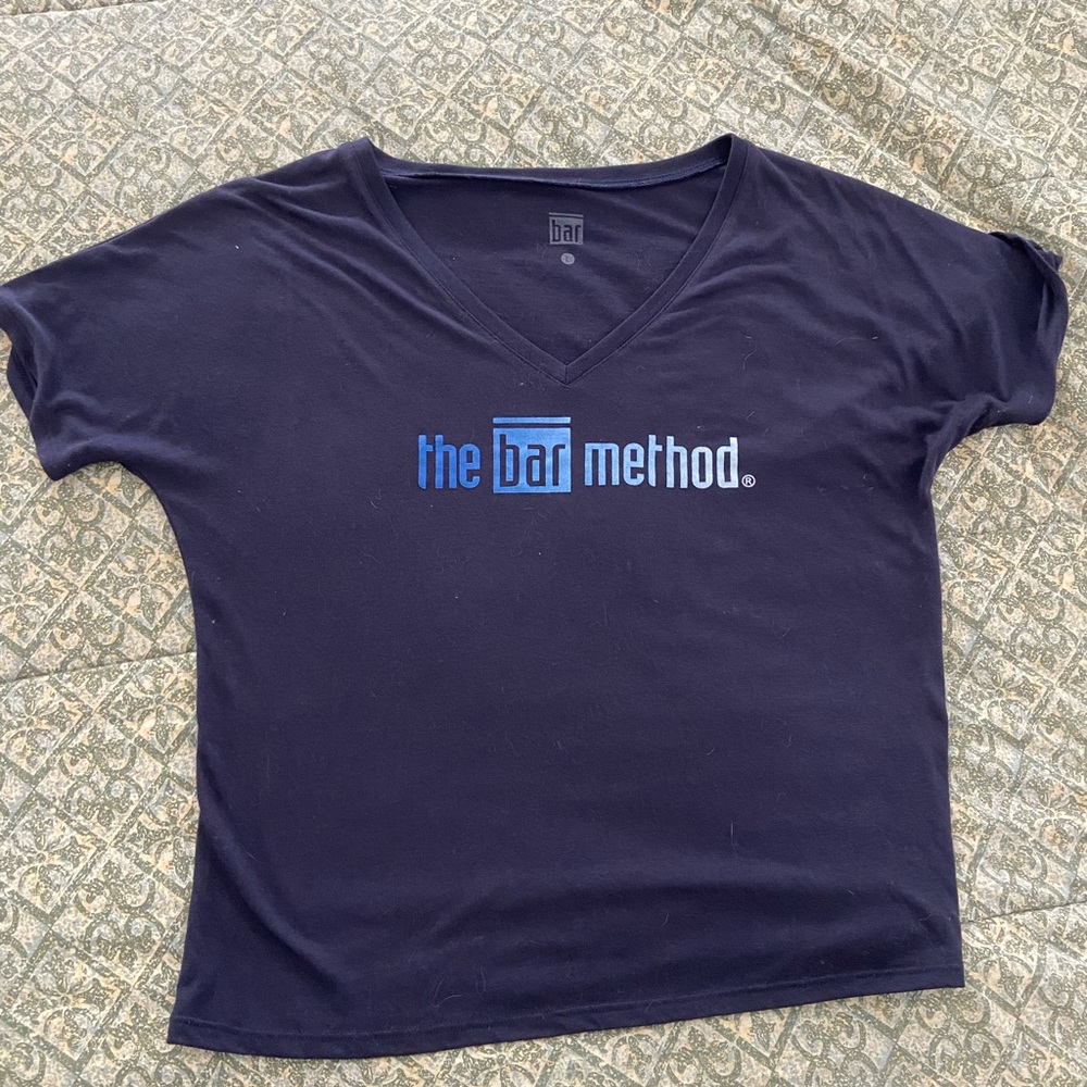 Bar Method v-neck tee size L large super soft and cool!